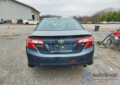 2012 Toyota Camry Se z USA, uszkodzony, nr VIN 4T1BF1FK4CU124724